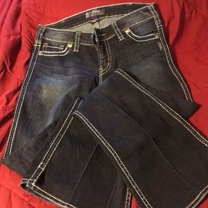 Woman’s silver tab jeans